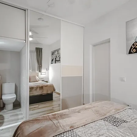 Fully Refurbished Holiday With Terrace
